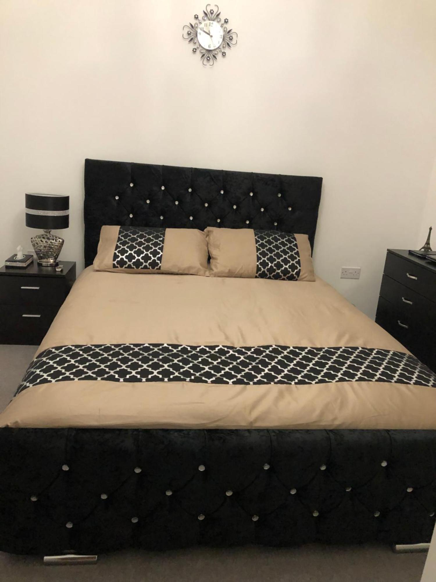 Luxury Kingsize Bedroom With Private Bathroom Northolt  المظهر الخارجي الصورة
